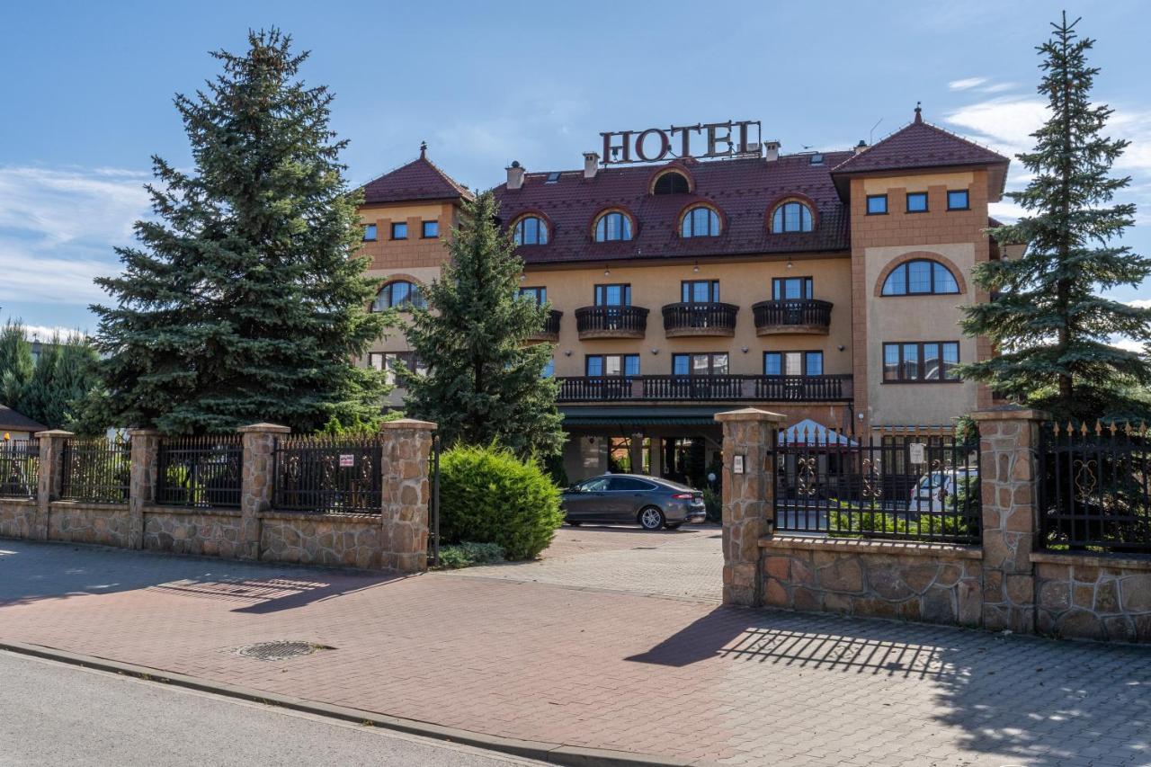 Hotel Ruczaj Краков Экстерьер фото