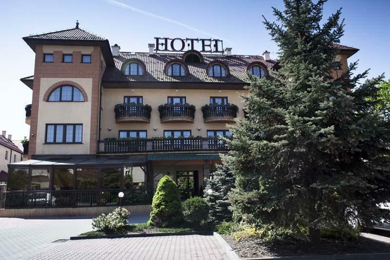 Hotel Ruczaj Краков Экстерьер фото