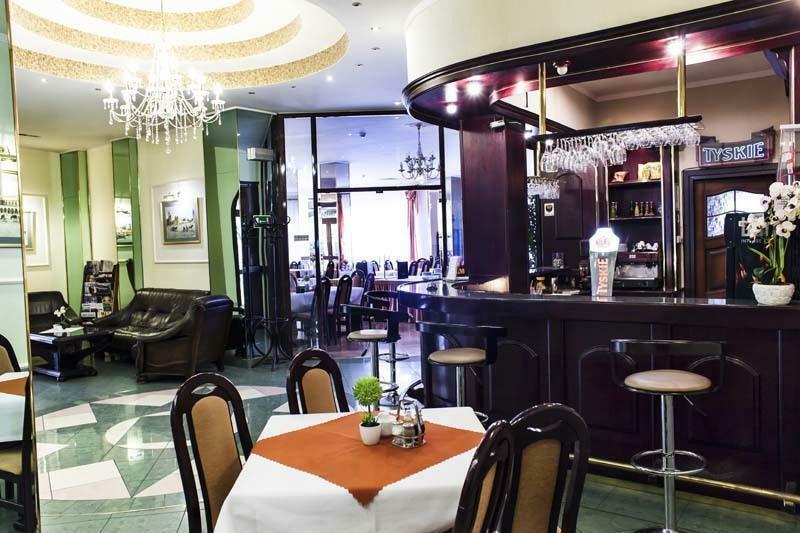 Hotel Ruczaj Краков Экстерьер фото